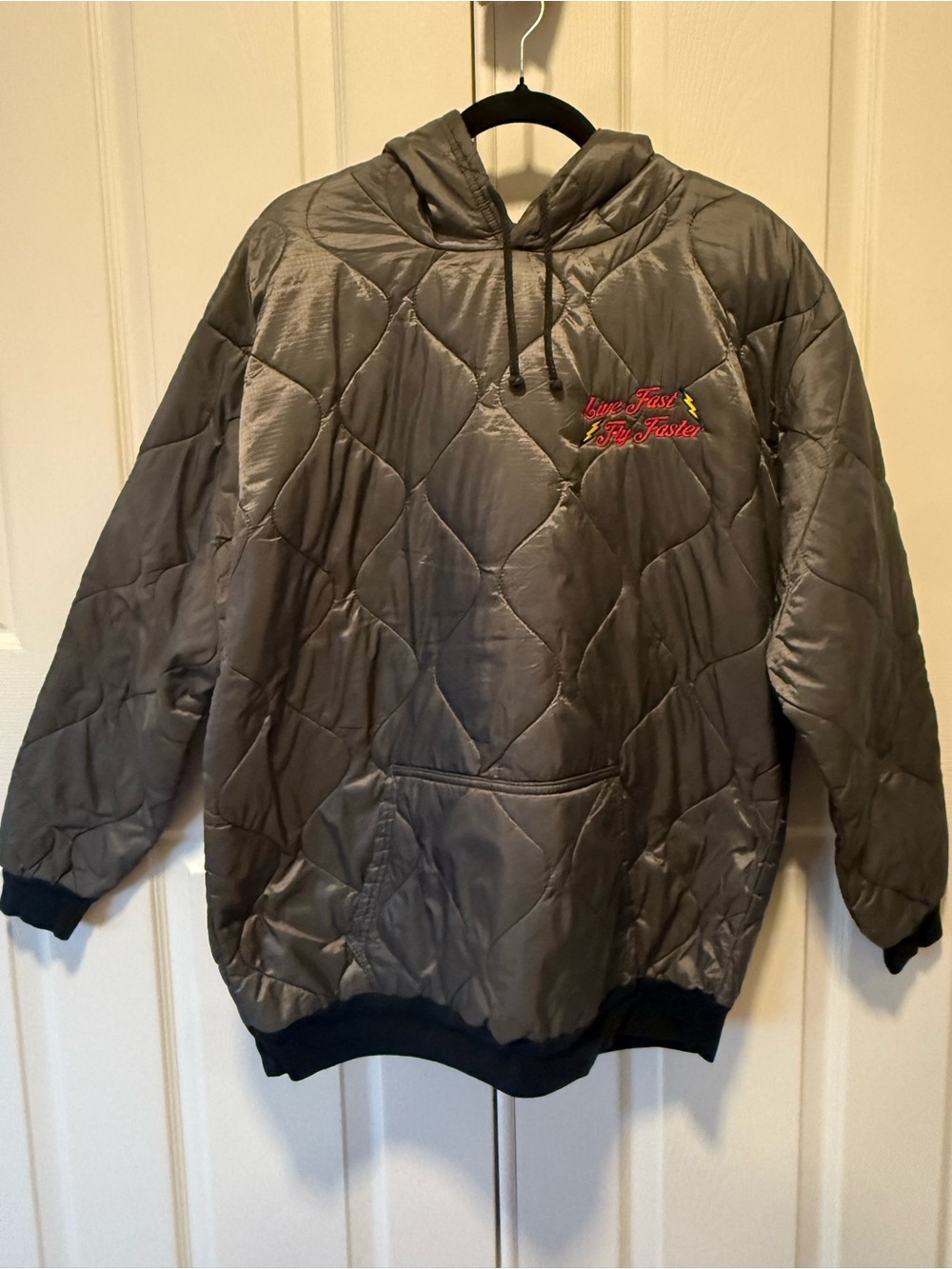 Quilted Lightweight Hooded Jacket in Gray